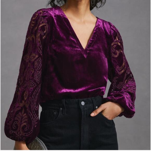 Anthropologie Tops - Anthropologie Top Womens Large Petite Purple Plum Velvet Cutout V Neck Bohemian
